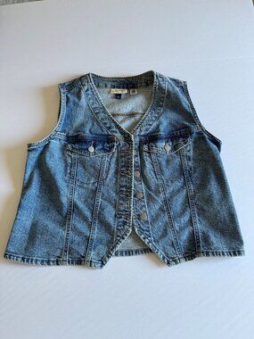 Womens - Denim vest - size Large - Universal Thread